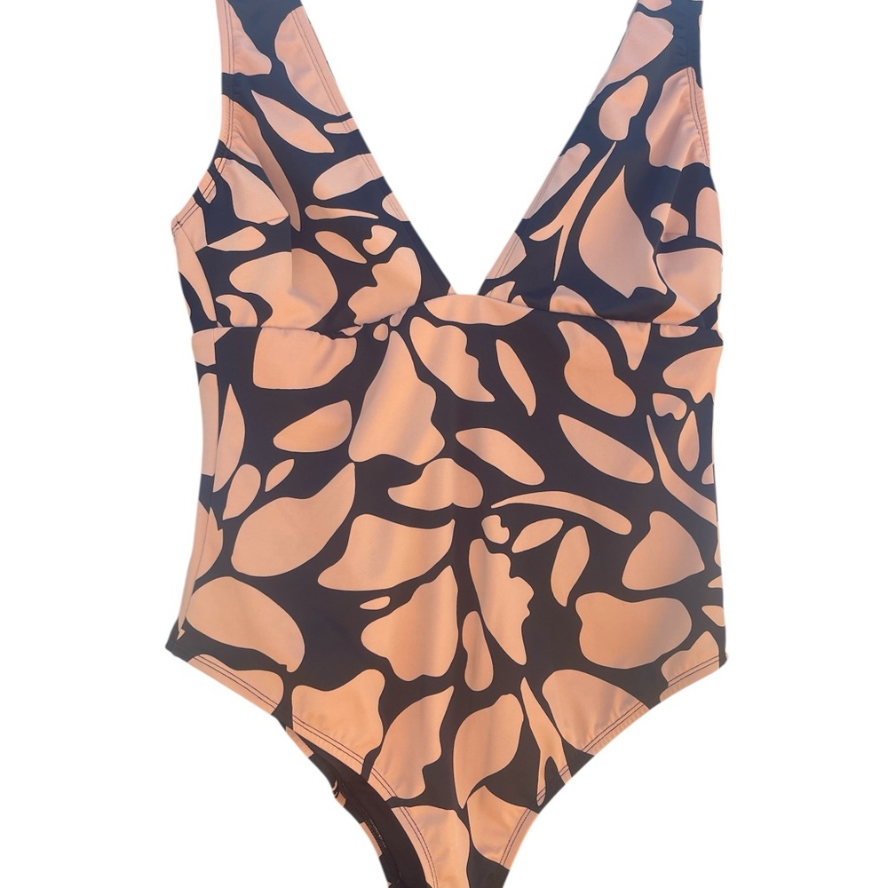 Sofia Vergara Black and Tan Swimsuit